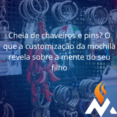 Pingentes, bottons e adesivos: O que a mochila do seu filho diz sobre a identidade dele